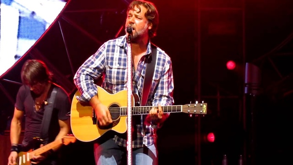 Keith Urban Ft. Russell Crowe: Folsom Prison