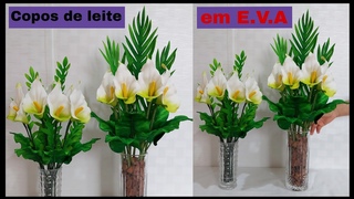 Arranjo de copos de leite em