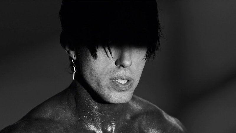Falling In Reverse God Is A Weapon (feat. Marilyn