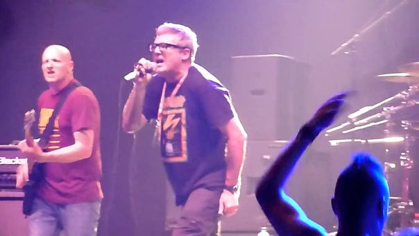 Descendents Nothing With You ( Live