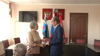 141 удостоверение об избрании депутатом представительного органа вручили в администрации района