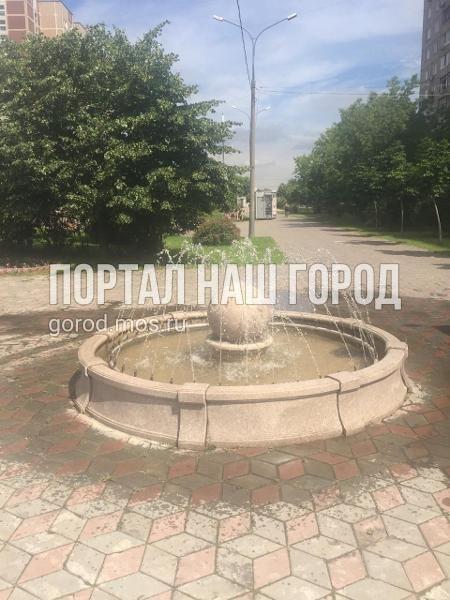 На Пронской отремонтировали фонтан На Пронской отремонтировали фонтан
