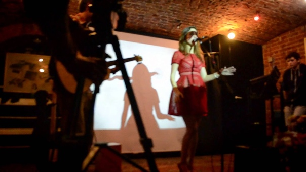 Ksenia Mia Titanium ( David Guetta ft. Sia COVER)