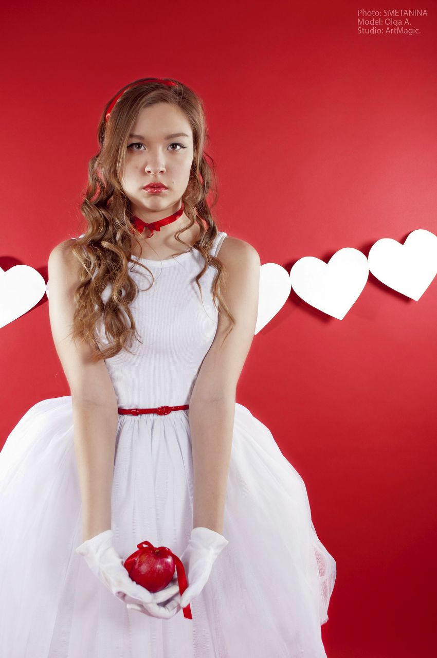 Оля Апанасенко | Донецк