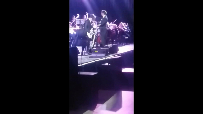 Зал хлопал стоя, а я еле слёзы сбываются ай да