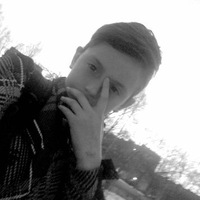 Рома Ларионов