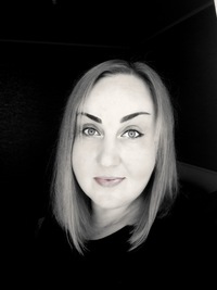 Анна Николаева
