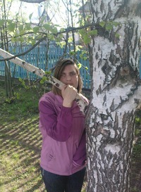 Настя Попова