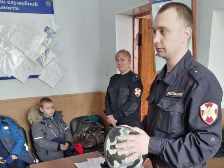 В Томской области прошли уроки мужества для учащихся, посвященные 76-летию снятия блокады Ленинграда, изображение №5