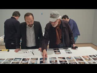 Unboxing Day (S1, E6) | AT THE MUSEUM