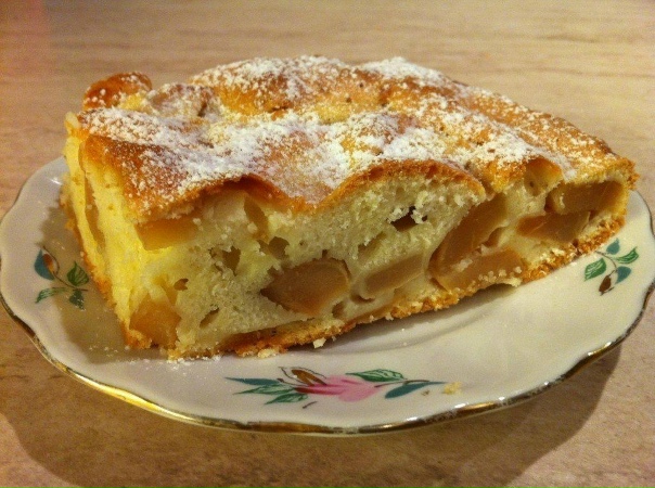 Очень вкусная шарлотка - лентяйка. Очень вкусная шарлотка - лентяйка.