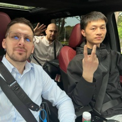 Henry Zheng, 30 лет