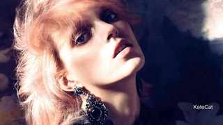 Simone Kopmajer - Don't Let Me Be Lonely Tonight