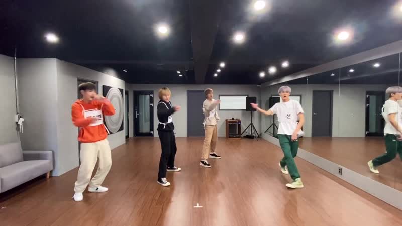 C. T. O Oh That girl (오 댓걸) Project The Survival) Cover Dance Practice