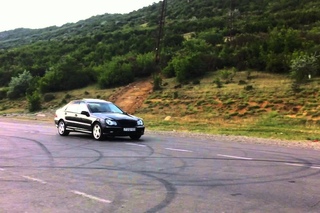 C32 AMG stock VS M3 stock